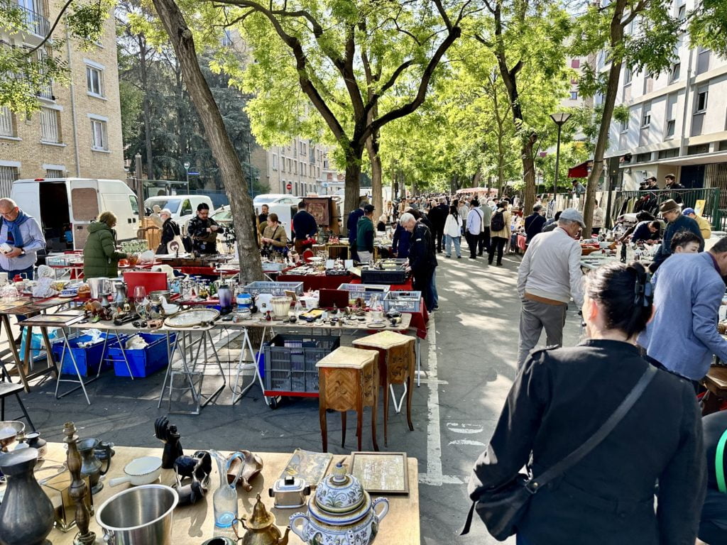 The 3 best flea markets for antiquing in Paris2023 update Cajun